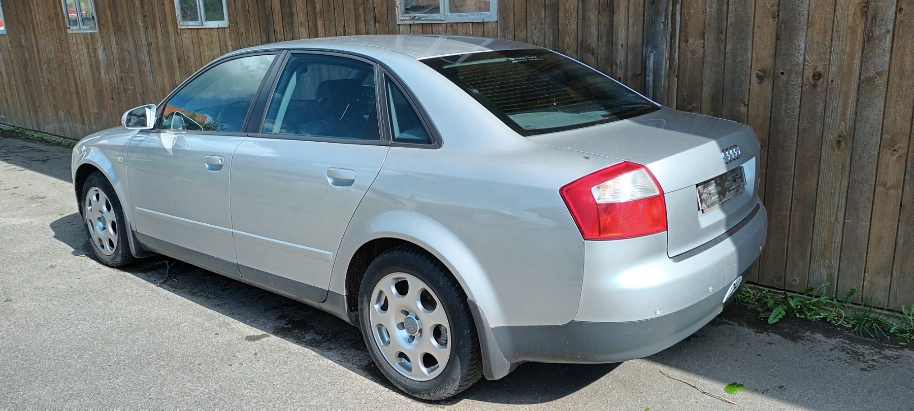 Audi Automobili: AUDI A4 Limousine 2.5 TDI quattro – Usato da Langnau i. E. venduto da Quattroa4 1