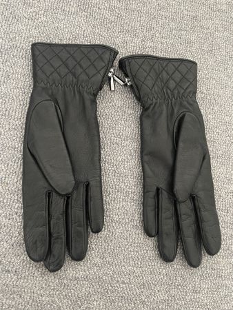 Schicke schwarze Lederhandschuhe, Grösse 7.5, neuwertig!