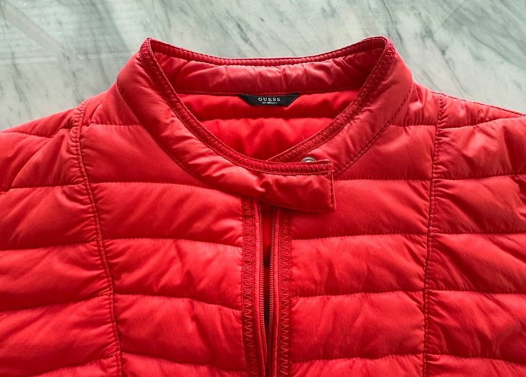 Guess Giacche: Guess Damen Jacke Light Jacket – Usato da Richterswil venduto da Lea_Schmidt 3