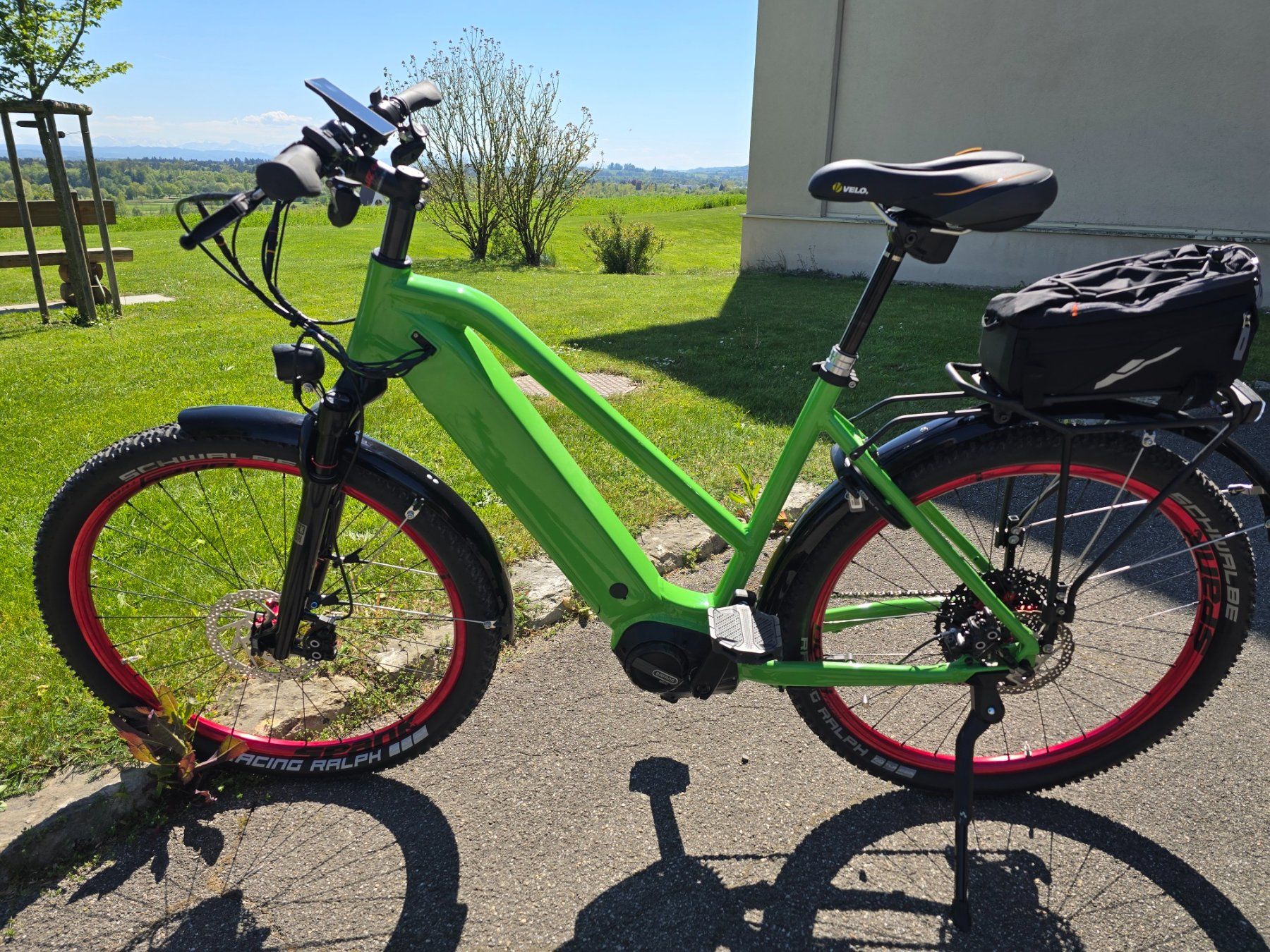 Velos: Custom E-MTB, Bafang M600, 140 N/m neuwertig – Gebraucht aus Flumenthal von Zermatty