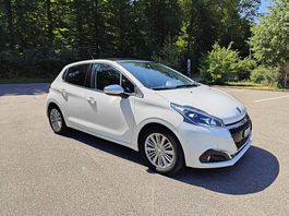 Peugeot 208 1.2 Turbo FRISCH ab MFK