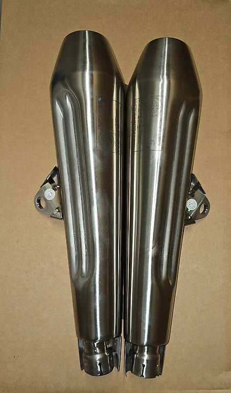 Triumph Tutti i ricambio per moto: Triumph Silencers neufs – Usato da Vernier venduto da Busarakam