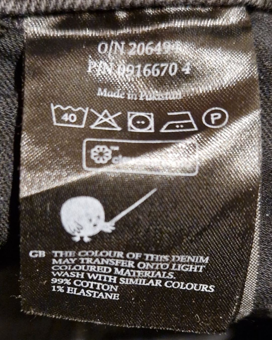 Monki Jeans: Jeans Monki, schwarz, Gr. 32, neu – Neu (gemäss Beschreibung) aus Oberdorf BL von Eselsohr21 3