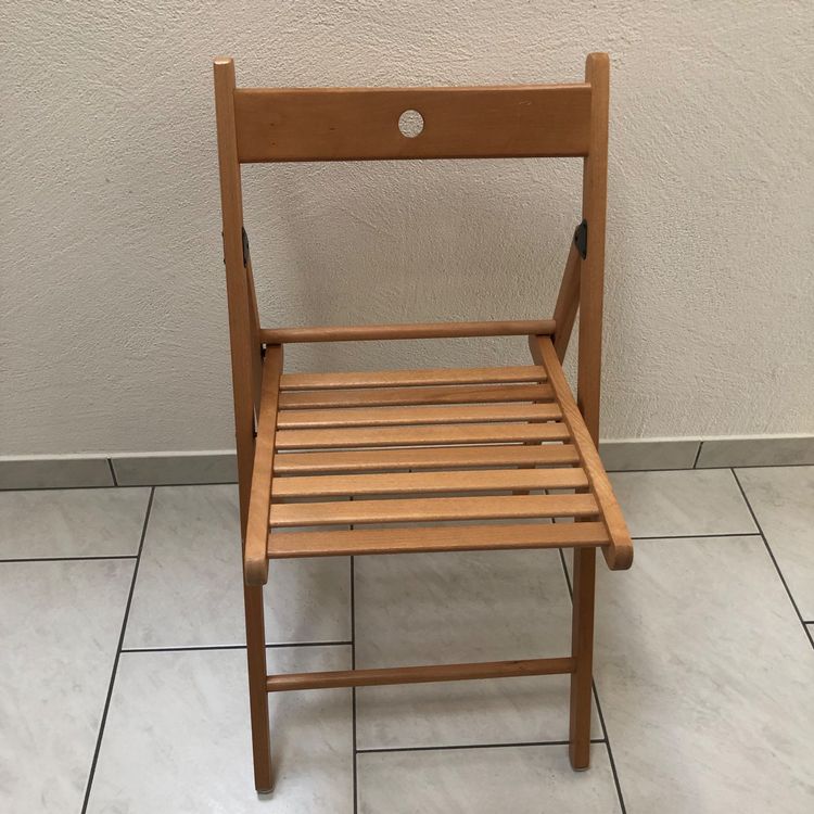 2 Holzklappstühle von IKEA Kaufen auf Ricardo