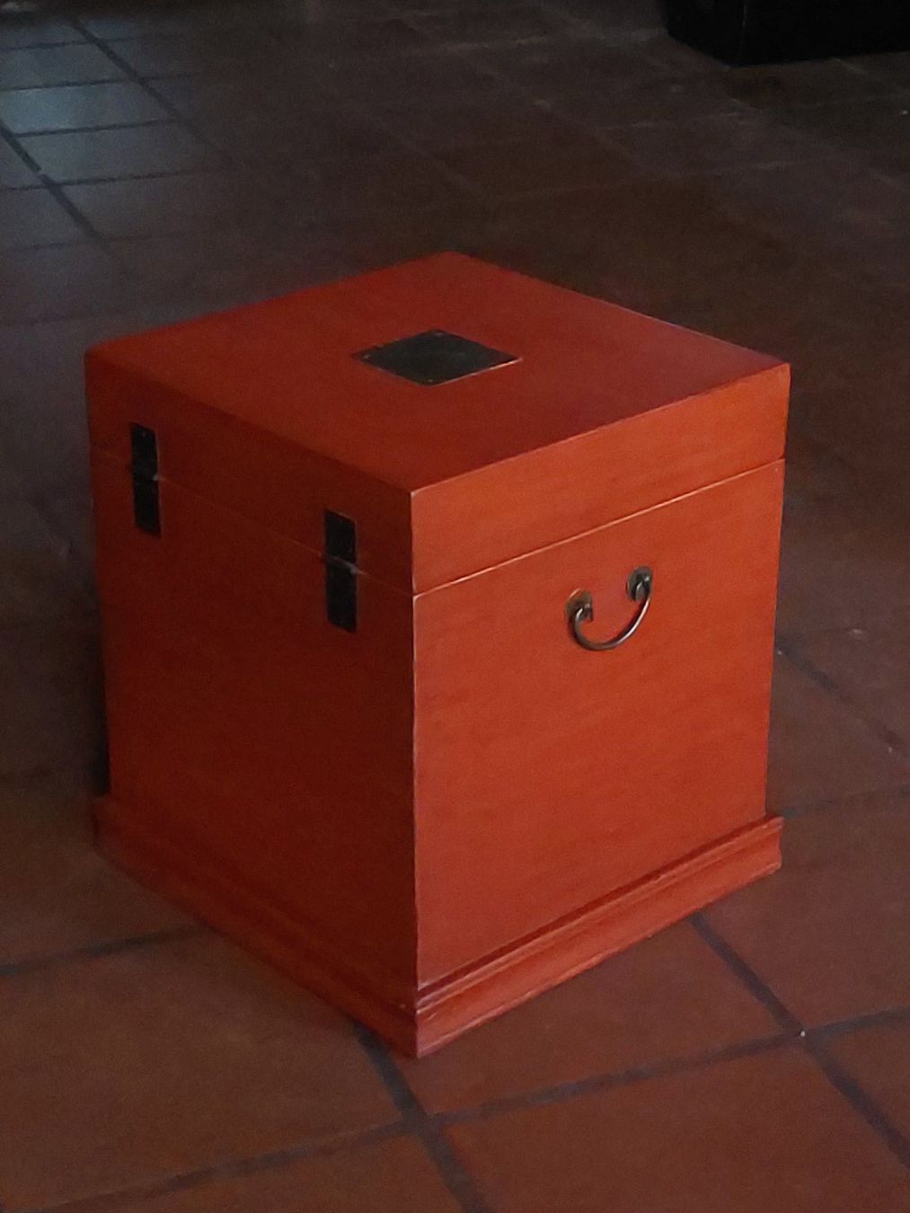 Cassapanche: Holzbox Beistelltisch Stauraum – Nuovo (secondo la descrizione) da Cham venduto da mjg1901