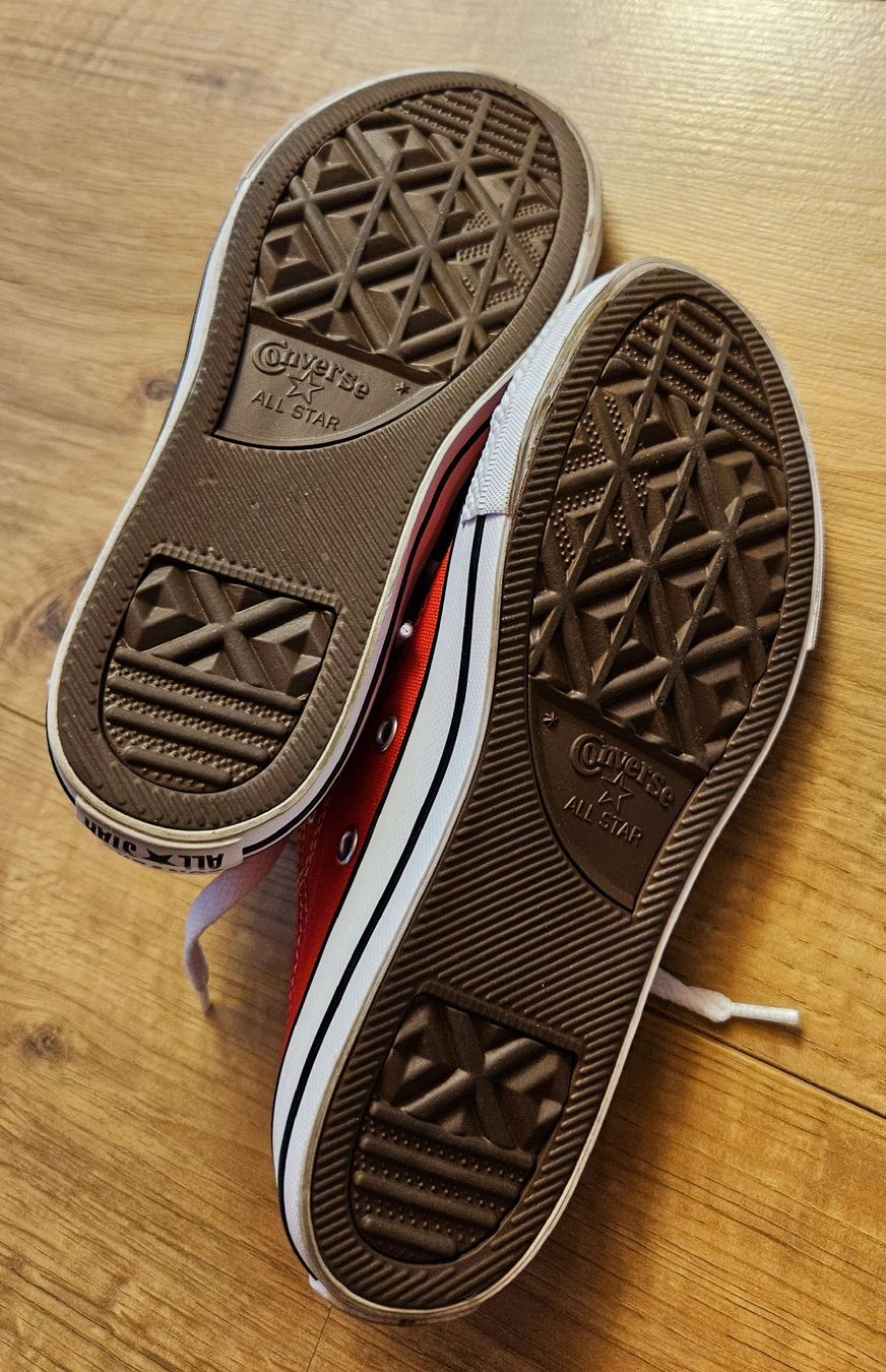 Converse Scarpe da uomo: Kinder Schuhe von Converse ALL STAR Gr. 33 – Nuovo (secondo la descrizione) da Rhäzüns venduto da inf_rcj7 4