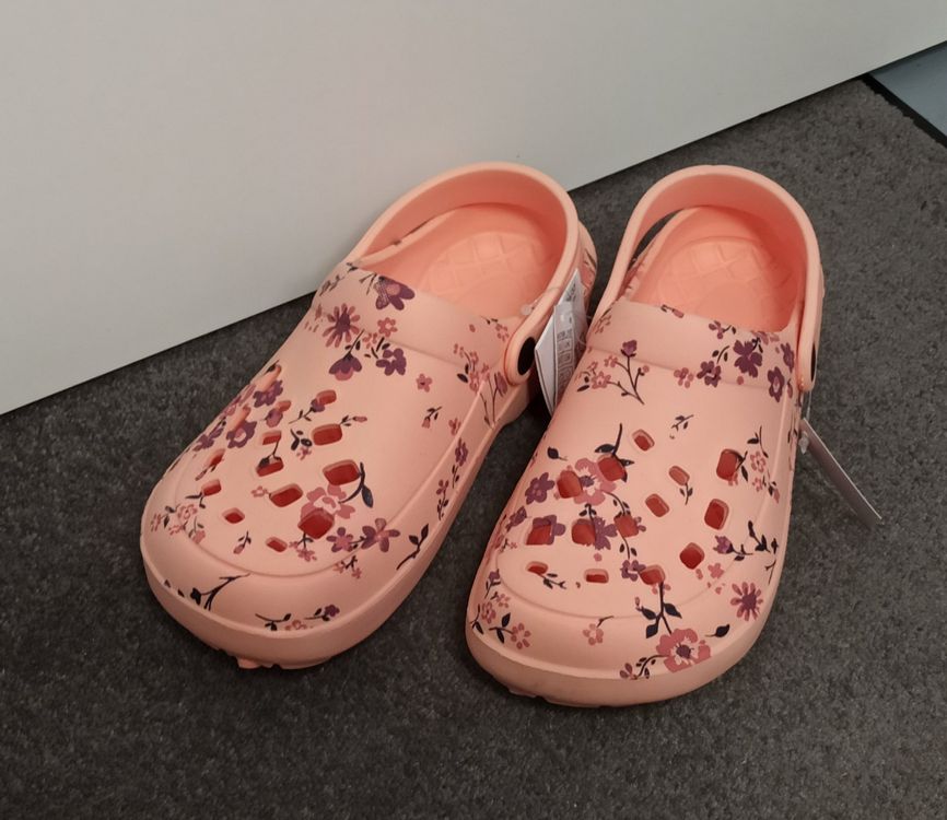 NEUE Damen Clogs / Freizeitschuhe / Sommerschuhe Gr. 37 2