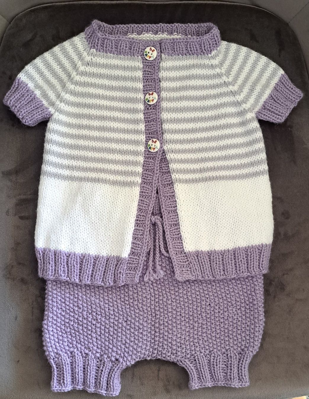 Vestiti & Gonne: Babygarnitur_2. Gr. 62-68 – Nuovo e nell'imballaggio originale da Romanshorn venduto da Octa27 1