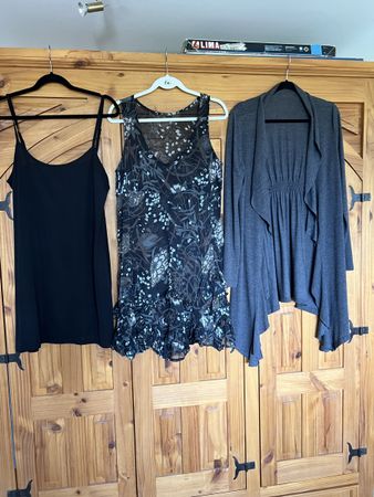 Kleid/Hänger 3 Teile in Gr. L
