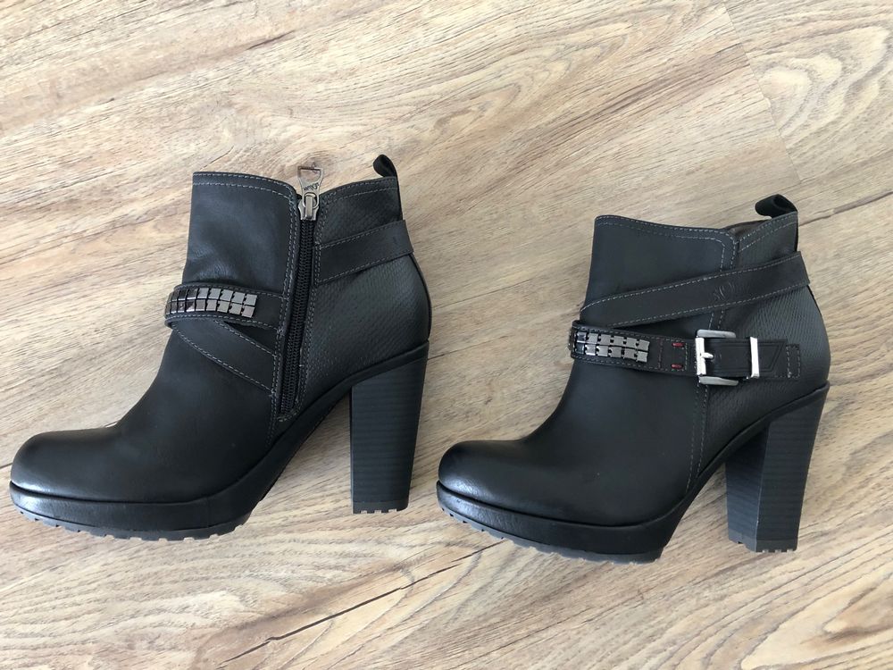 Leder Stiefeletten Grösse 38, schwarz, hoher Absatz