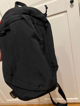 Schwarze Bauchtasche / Umhängetasche – Vielseitig!
