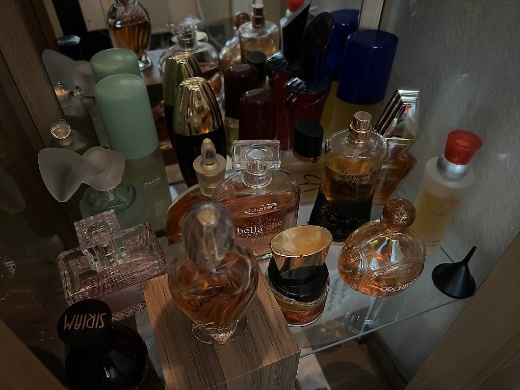 Parfum & Eau de Toilette: Parfum Sammlung  – Gebraucht aus Niedergösgen von tanjalc 4