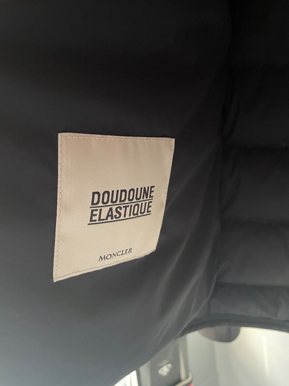 Moncler Giacche: Veste Moncler – Usato da Genève venduto da Videdress22 4