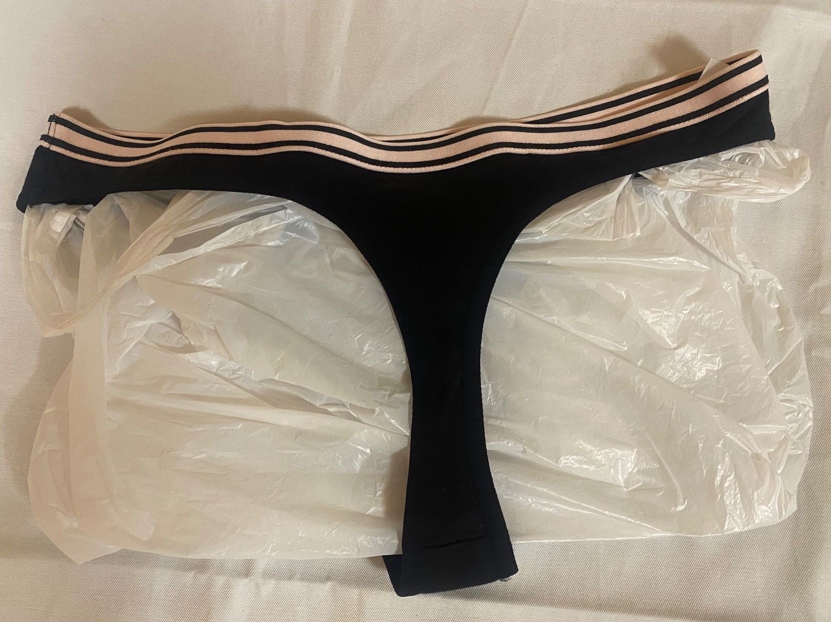 Altra biancheria intima: SLIP STRING NEU GR. L – Nuovo e nell'imballaggio originale da chiasso venduto da Wulli 1