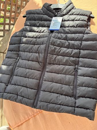 neue Steppweste ATRIUM Herren Grösse S schwarz mit Etikett