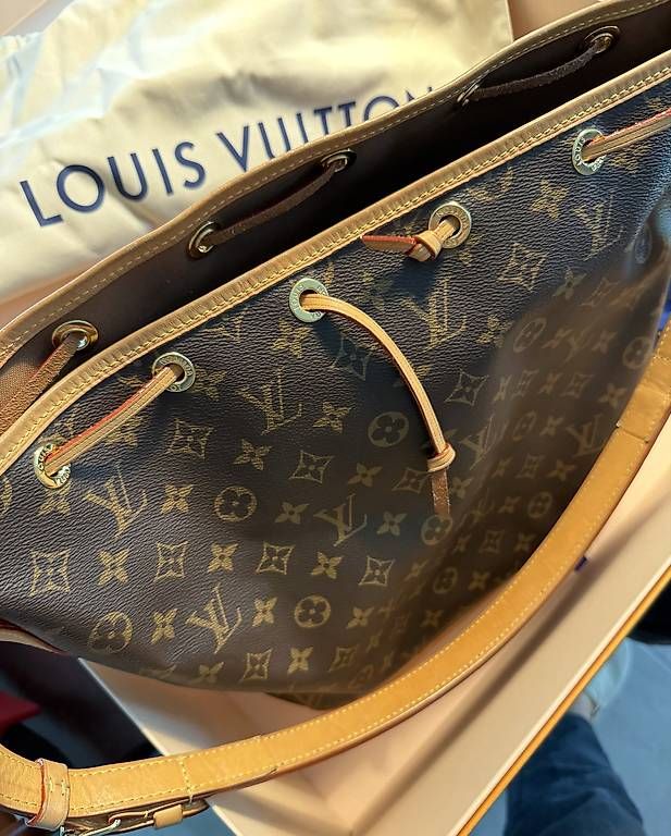 Louis Vuitton Borse da donna: Louis Vuitton Grand SAC Noe Monogram – Usato da Mollis venduto da Frenchy 4
