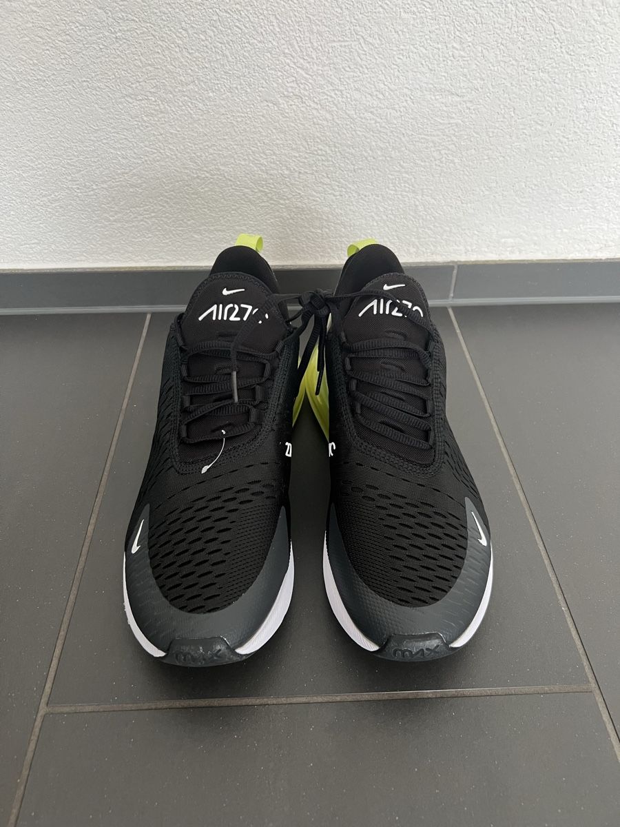 Nike Scarpe da uomo: Nike Air Max 270 – Nuovo e nell'imballaggio originale da Holziken venduto da 181281 8