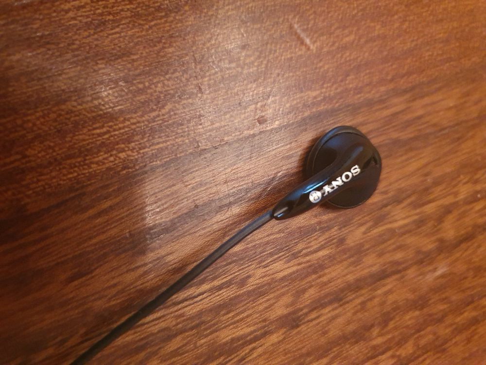 Samsung Kopfhörer: Écouteurs samsung noirs prise jack – Neu (gemäss Beschreibung) aus Versoix von aline_b 2
