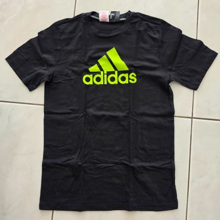 Neuwertiges tolles Adidas T'Shirt Gr. 176