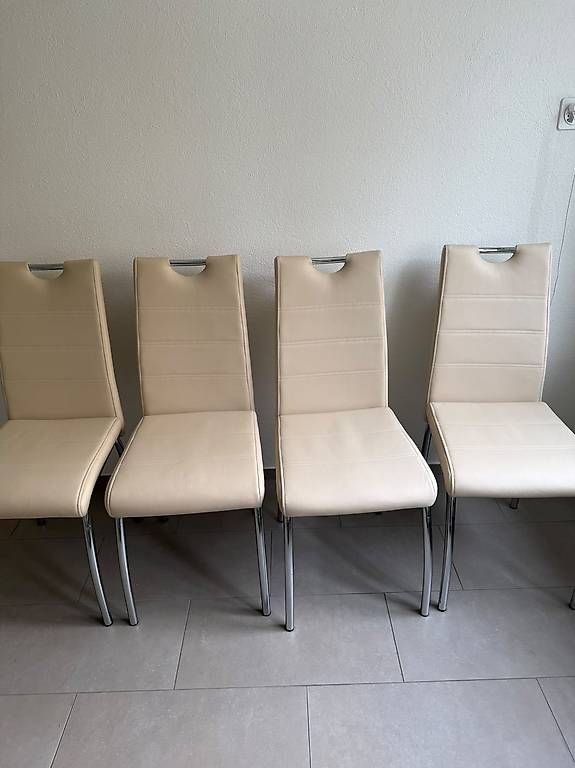 Stühle: Stühle Neu 4 Stück – Neu und originalverpackt aus Basel von sab_rwy7 1