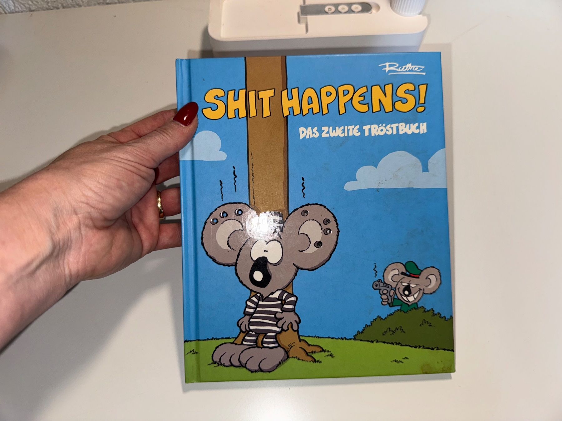Fumetti: COMIC: Shit happens, Das zweite Tröstbuch – Usato da Grosswangen venduto da Kleine.Knoepfe