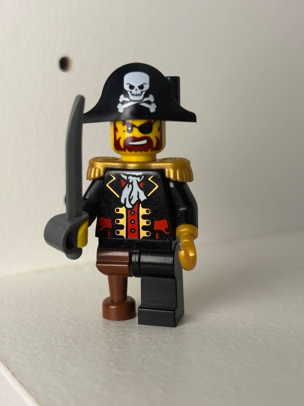 Lego Kit di costruzioni: Lego figurine pirates Captain Brickbeard Figur – Usato da Fully venduto da fre_58gk