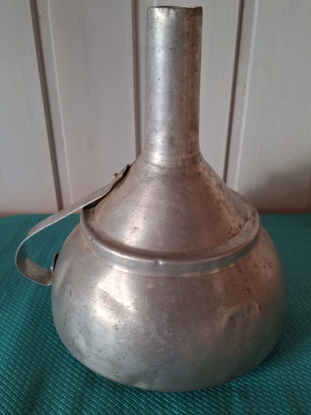 Altri elettrodomestici e apparecchi d’epoca: alter Aluminium Trichter 20cm – Usato da Dornach venduto da majo8689 1