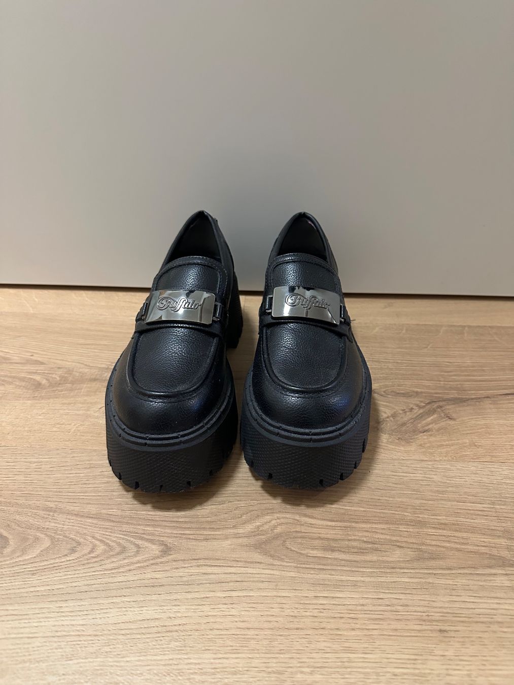 Buffalo Scarpe da donna: Buffalo Loafer Slipper Plateau – Nuovo (secondo la descrizione) da Basel venduto da zub_2szn