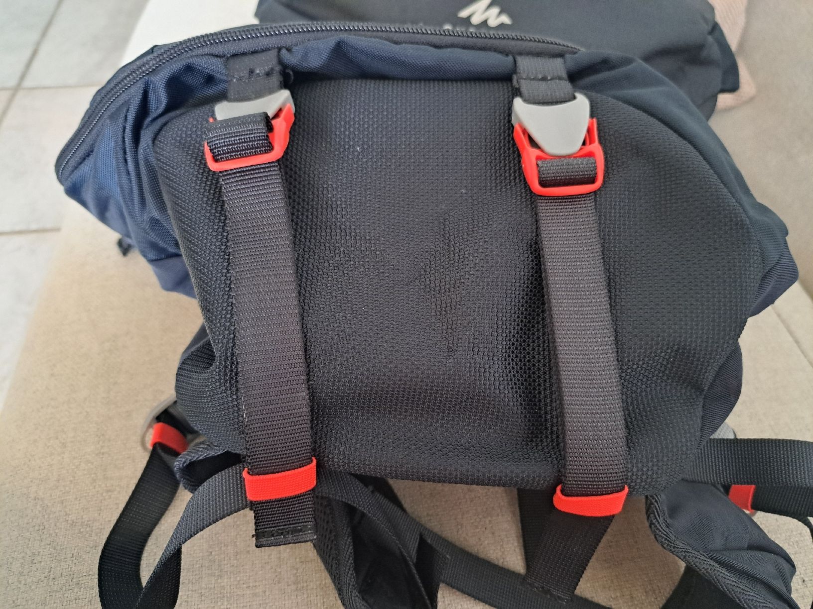 Decathlon Sacs & sacs à dos: Rucksack 28 Liter, Quecha  – D'occasion à Seuzach par nadine.baur84 5