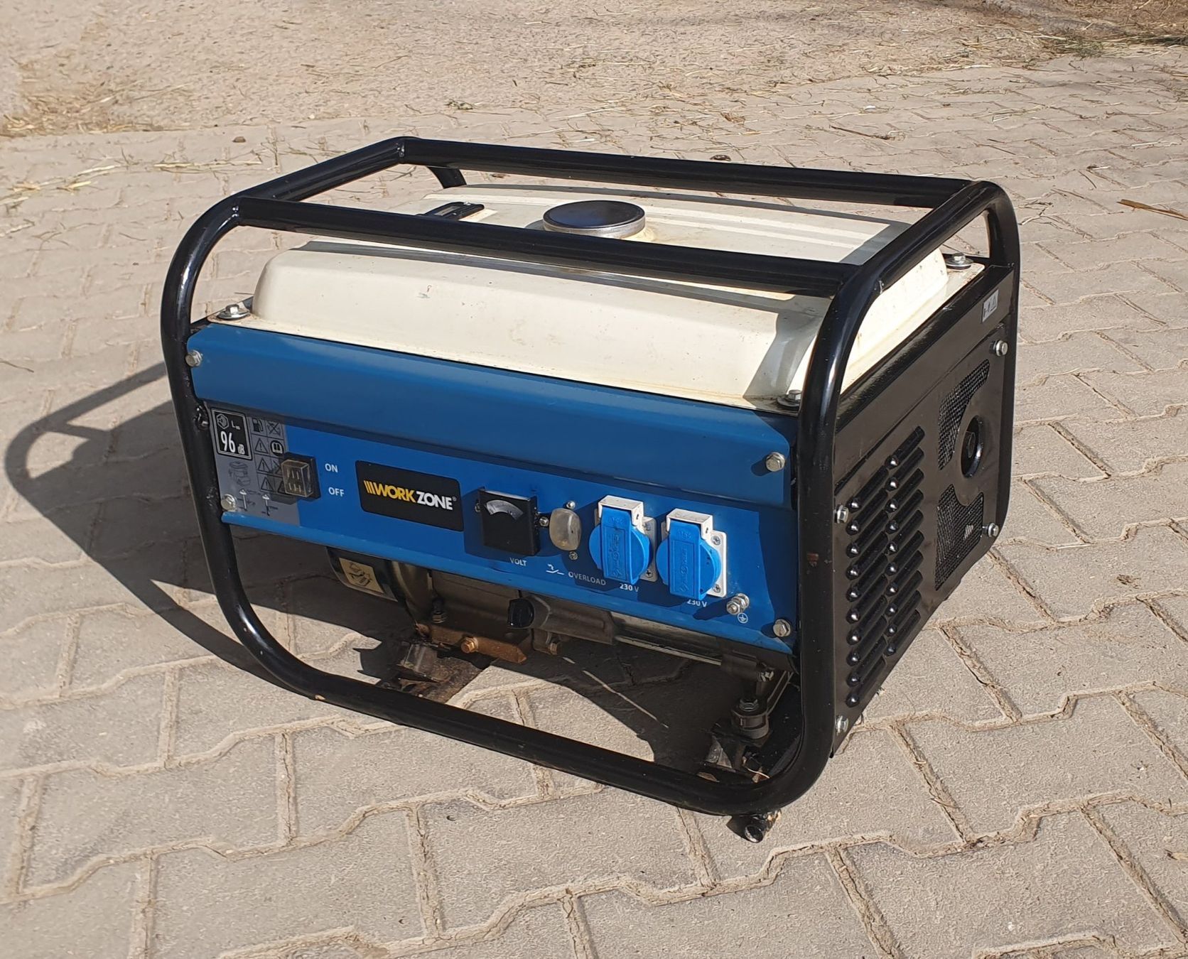 Generatori di corrente: Stromgenerator max 2.8KW  lieferung Gratis – Usato da Thun venduto da Thuno6 5