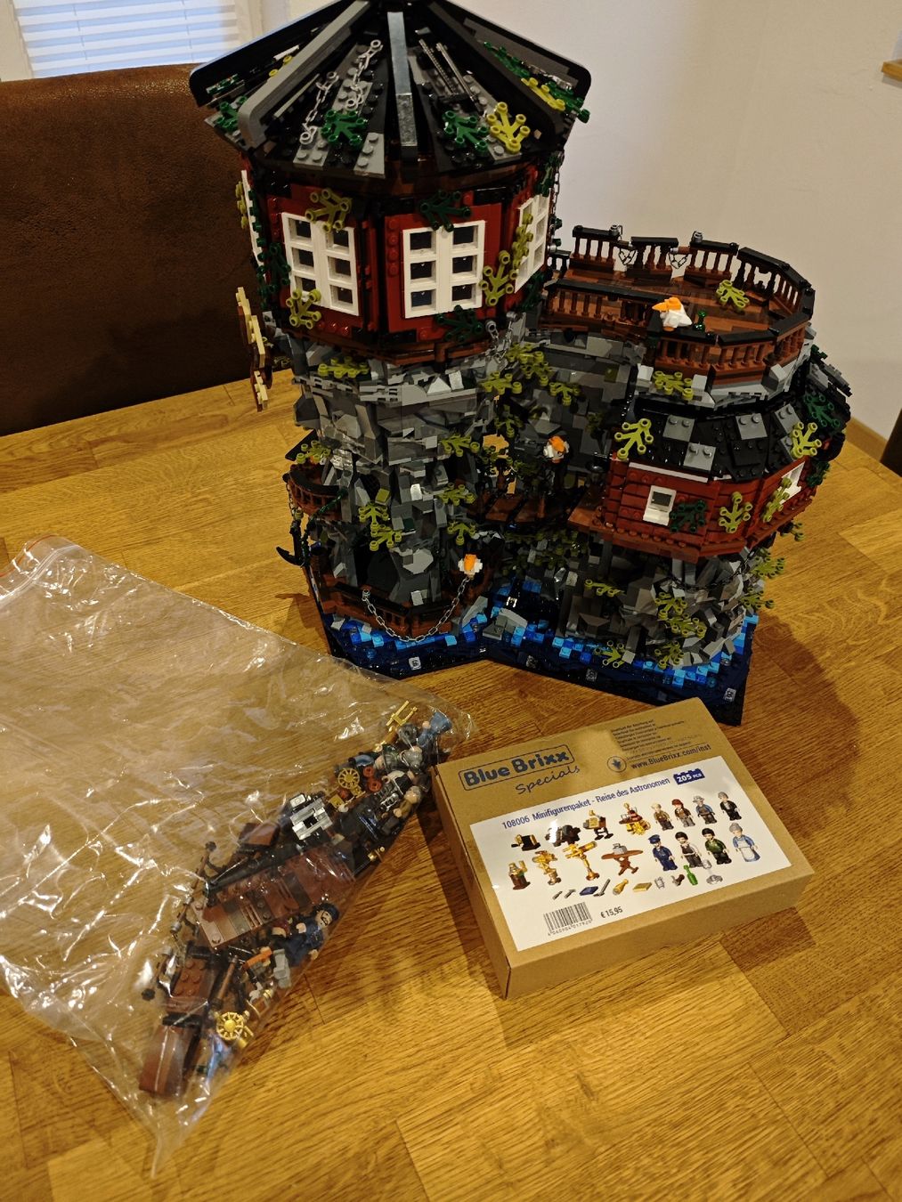 BlueBrixx Kit di costruzioni: Bluebrixx Planetarium des Astronom – Usato da Wittenbach venduto da stefange