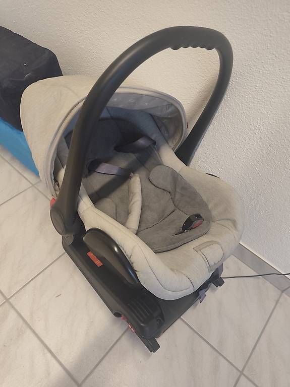 Seggiolini per auto: MaxiCosi – Usato da Sarmenstorf venduto da mir_mrk7 1