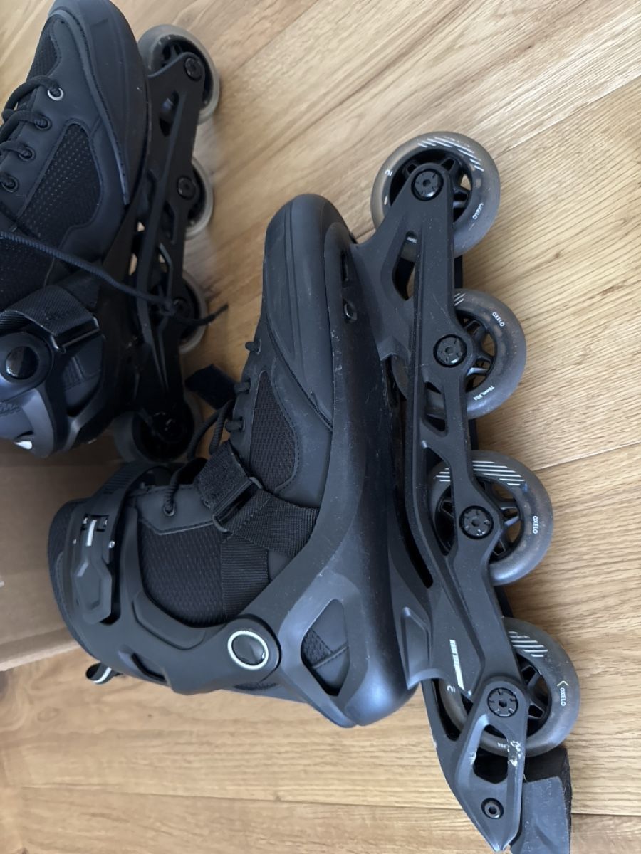 Pattini in linea & Pattini a rotelle: Roller-Blade Schuhe (45) – Usato da Laupen BE venduto da WinterSnow 1