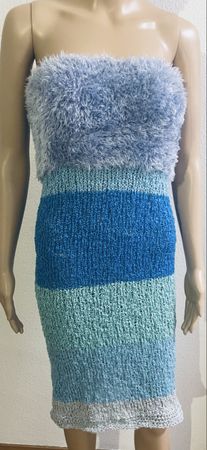 Wunderschönes, blaues Kleid -Grösse/M