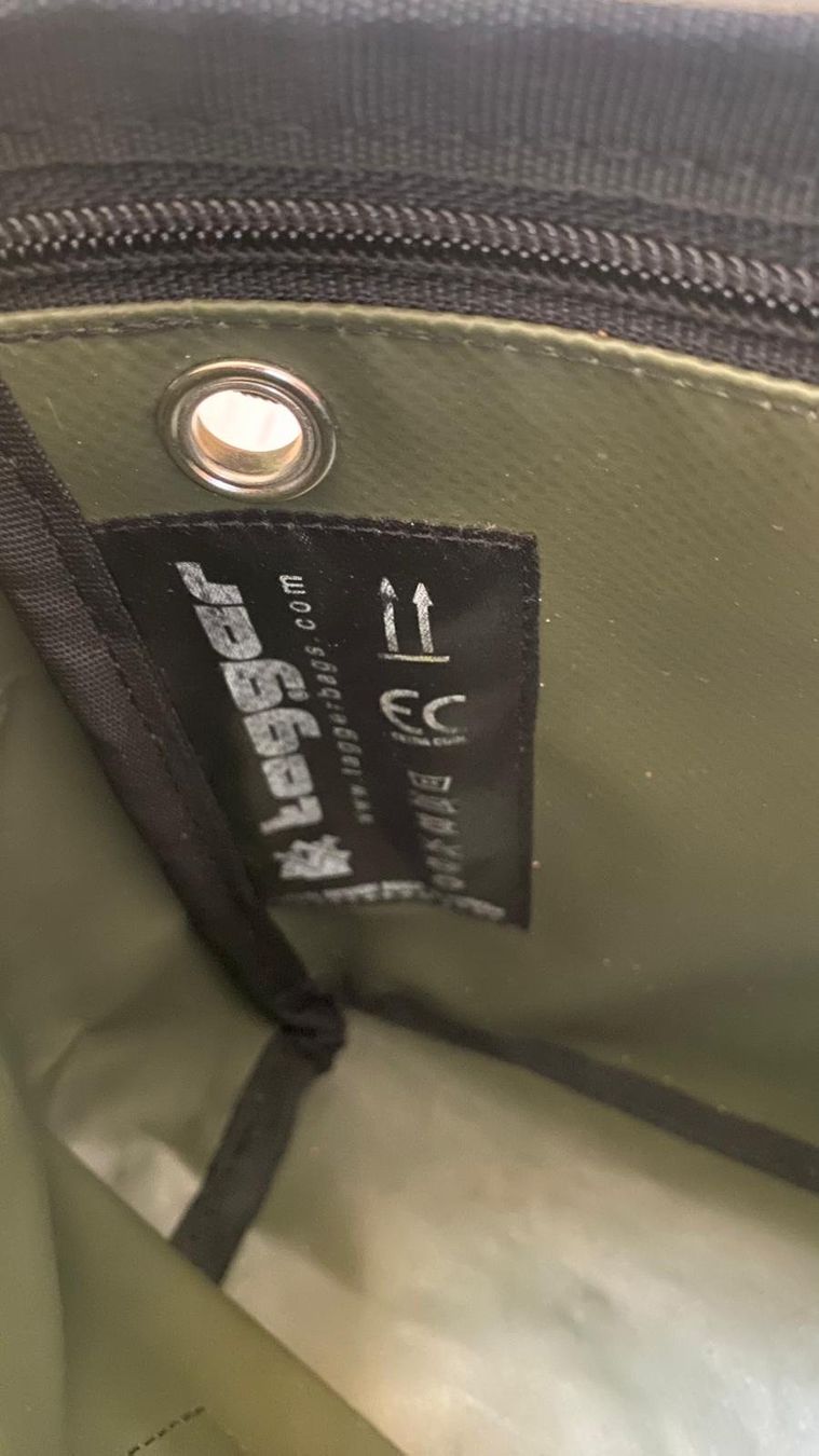 Borse da donna: Umhängetasche TAGGER  TAGGER BAG  Tasche – Usato da Dättlikon venduto da Mamakuga 9