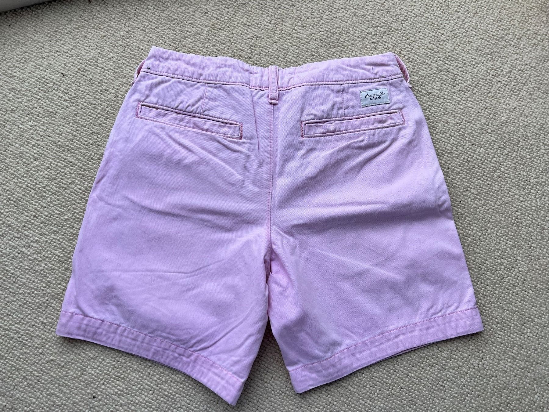 Abercrombie Pantaloni: Abercrombie & Fitch shorts – Usato da Zürich venduto da Koska 3