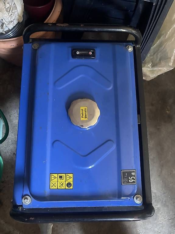 Stromgeneratoren: Génératrice  – Gebraucht aus Ménières von mat_zk5h 2