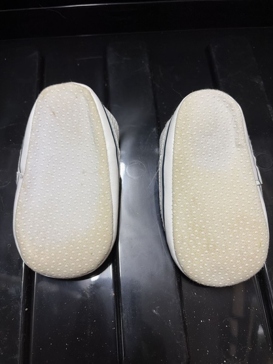 Scarpe per ragazzi: Babyschuhe 12-18 Monate – Usato da Granges-Paccot venduto da Fwaeber 1