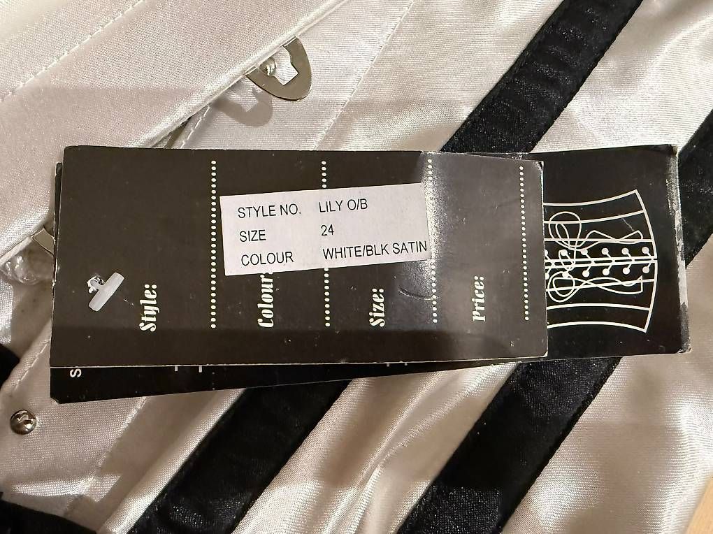 Altra biancheria intima: Korsett  – Nuovo e nell'imballaggio originale da Uster venduto da nat_w6qv 2