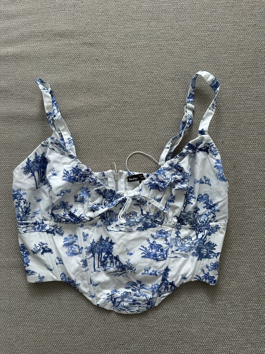 Stradivarius Tops: Haut blanc / bleu - taille M - Stradivarius – Neu und originalverpackt aus Lausanne von ver_cyj8