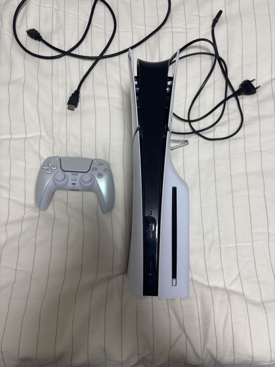 Sony Console: Ps5 – Usato da St. Gallen venduto da do2_8p6s 1