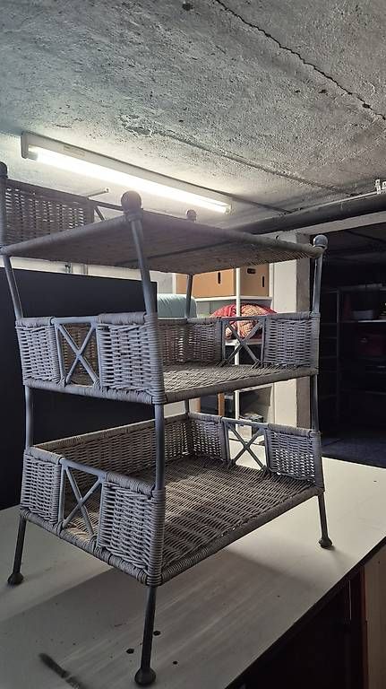 Scaffali: Regal  Metall/Rattan – Usato da Niederbipp venduto da flodur55