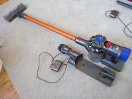 Handstaubsauger Dyson V8