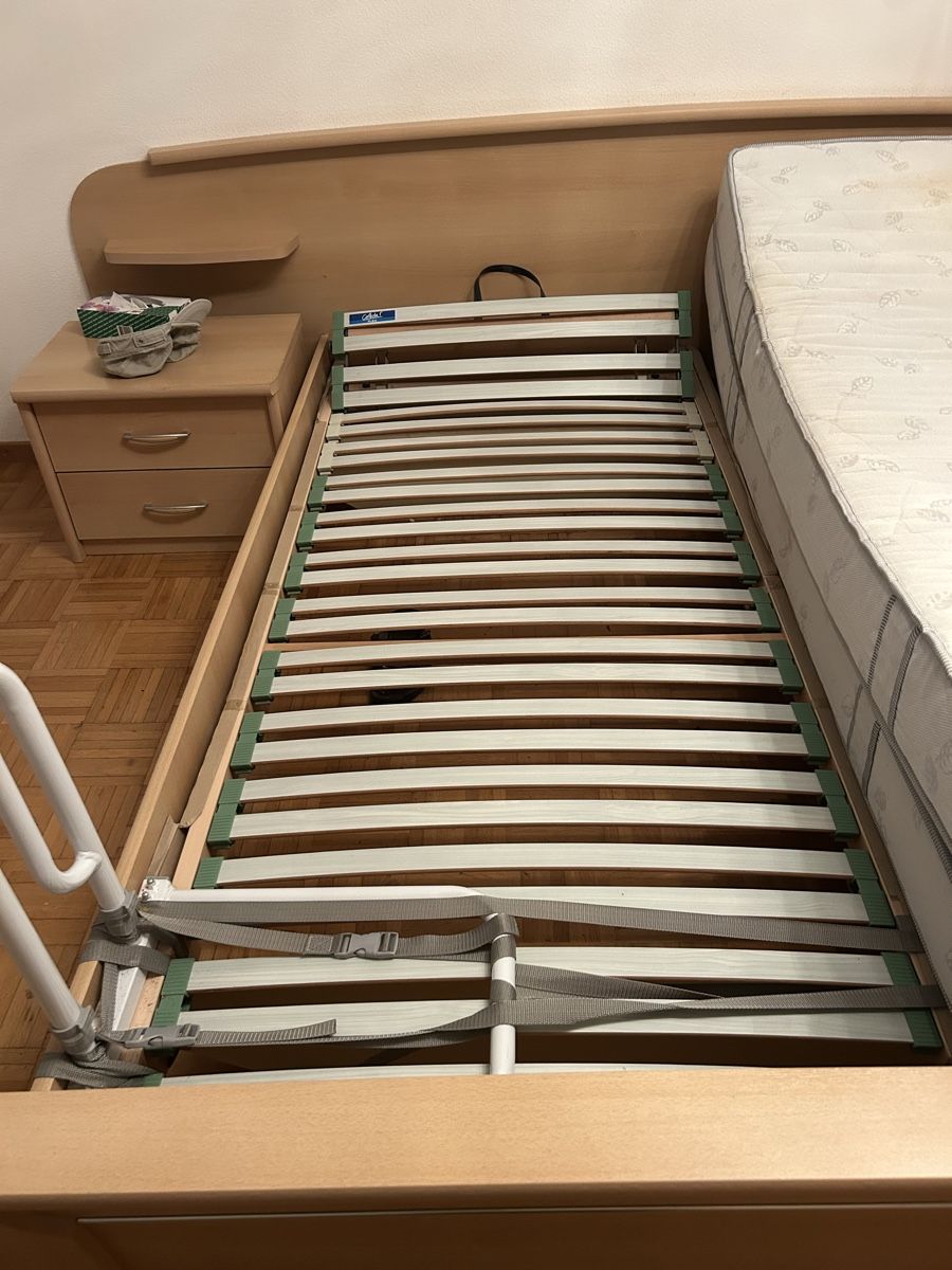 Lits: doppelbett eiche hell – D'occasion à Zürich par 11Zitronenfalter 1
