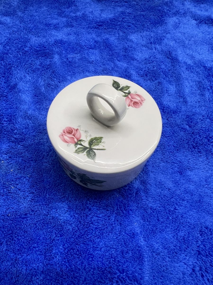 Villeroy & Boch Zuccheriere: Villeroy Bosch, Schmuckdose, Dose mit Deckel, – Usato da Rotkreuz venduto da Migu2012 1