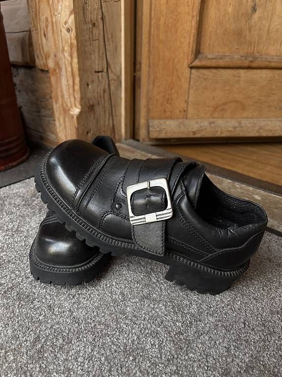 Scarpe da donna: LOAFERS SCHWARZ – Usato da Wiggiswil venduto da may_f55w