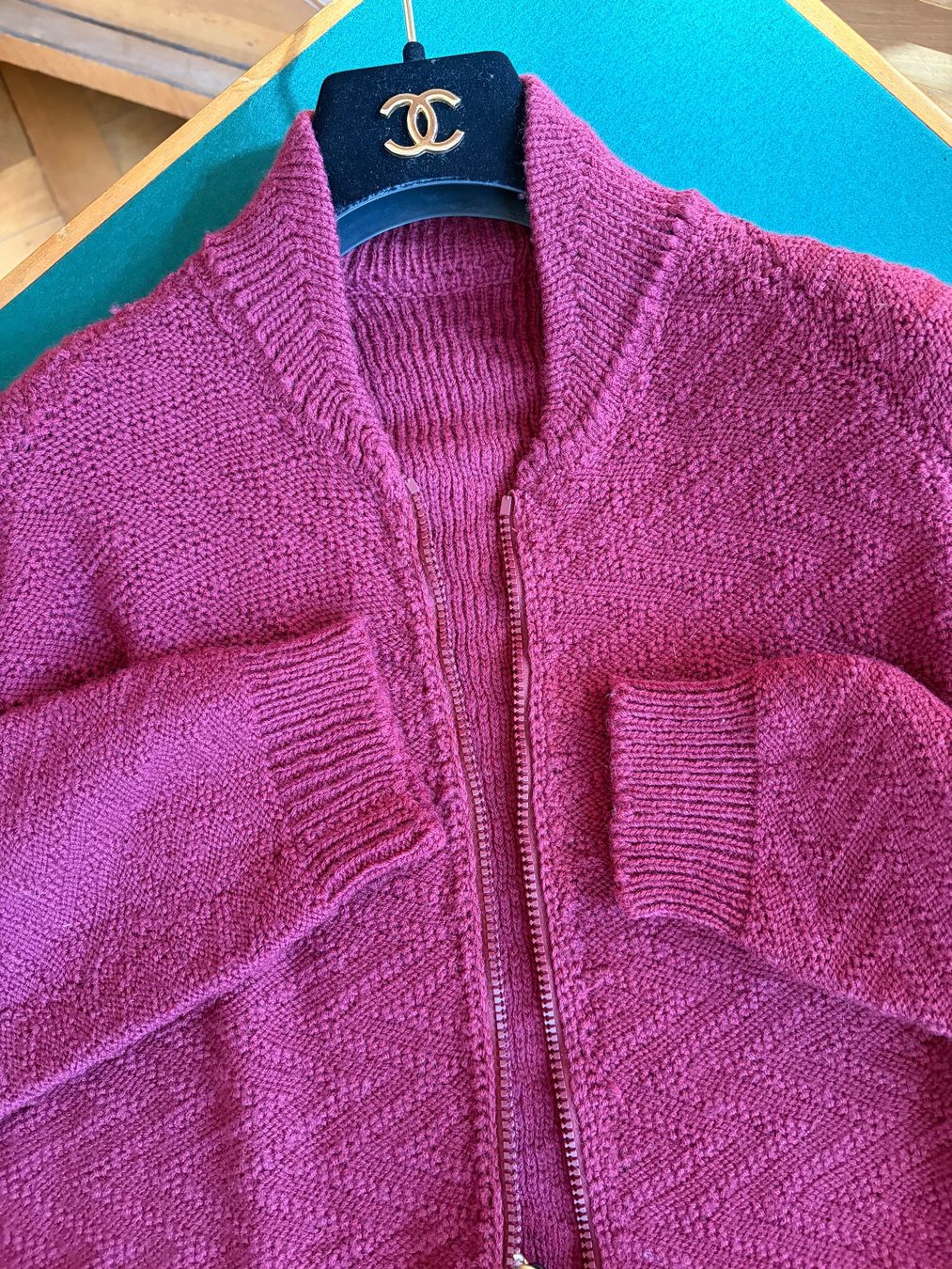 Giacche: HAND MADE STRICKJACKE Größe M  100 % Wolle – Usato da Interlaken venduto da Bona55 7