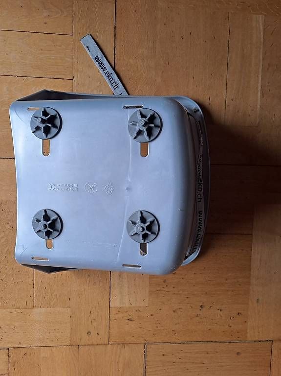 Slitta: Siège enfant pour luge – Usato da Gland venduto da bug_s7rw 1