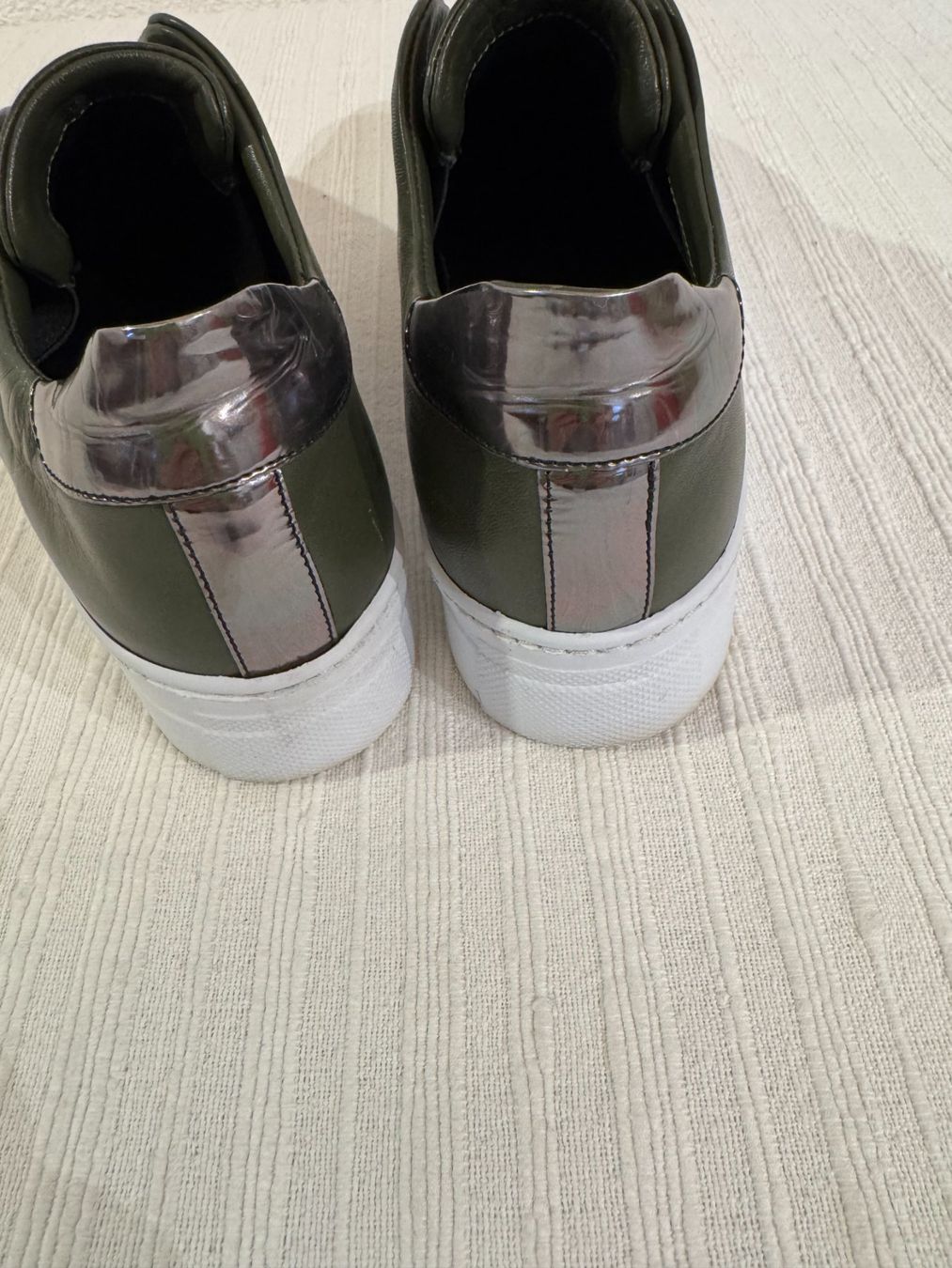 Scarpe da donna: Trendige Minx Slip-on-Sneaker – Nuovo (secondo la descrizione) da Stäfa venduto da Mofi8712 1