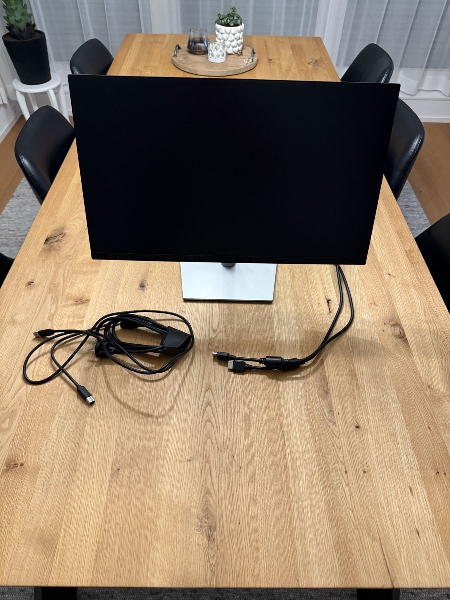 Ecrans: Monitor Dell  – D'occasion à Ennetbürgen par Colin_Flury
